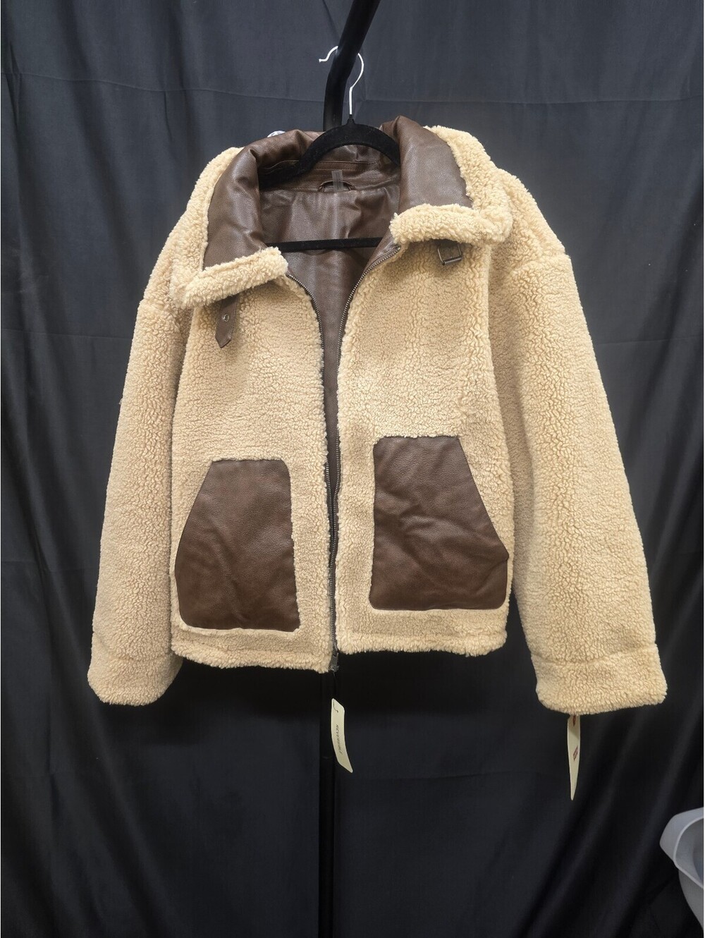 Levi’s Women’s Reversible Sherpa Faux Leather Jacket Sesame Brown